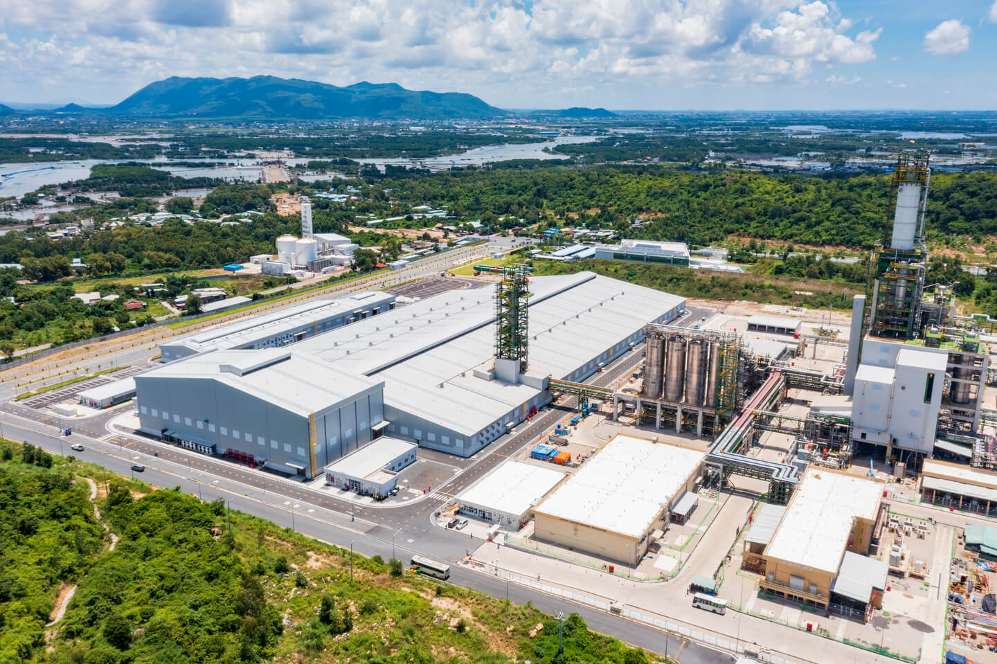 Tổ hợp Nhà máy Hóa dầu Long Sơn