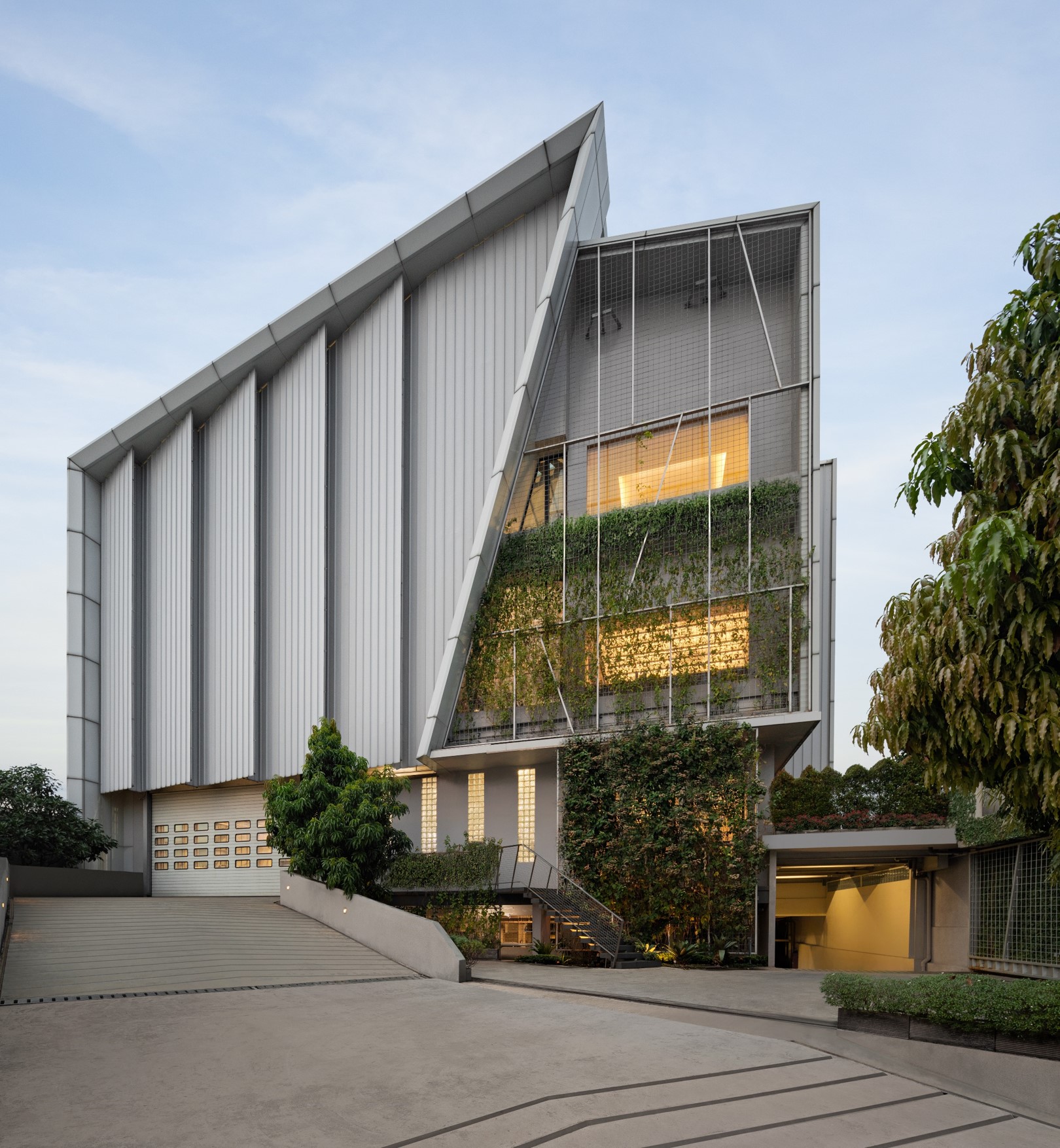 FNI Office & Workshop